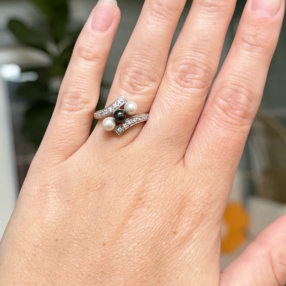 925 Pearl Ring - Picture 2 of 9